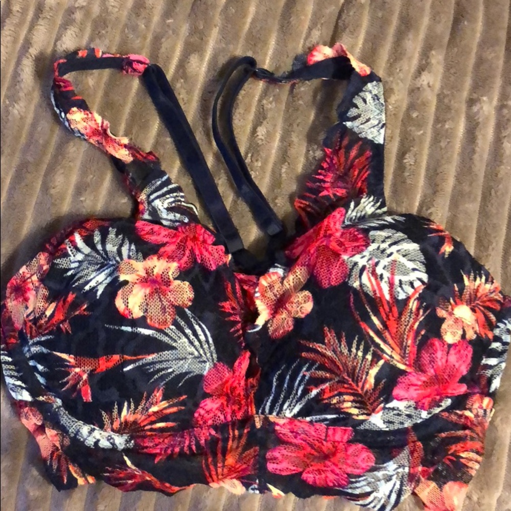 Pink brallette in excellent condition xs